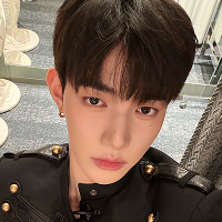 바이올린 선율에 담긴 장하오의 음악 인생 | Weverse Magazine