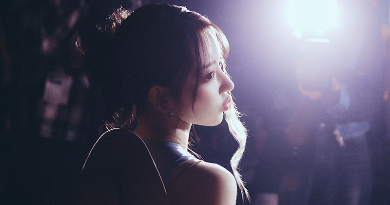 SAKURA「私にとってはすべての瞬間が青春です」 - Weverse Magazine