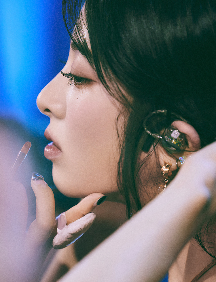HUH YUNJIN「まっすぐな道ではなくても、LE SSERAFIMとなら