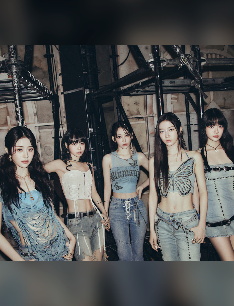 【新品未使用】LESSERAFIM Weverse con ナップサック lesserafim weverse con ユニフォーム ナップザック - メルカリ